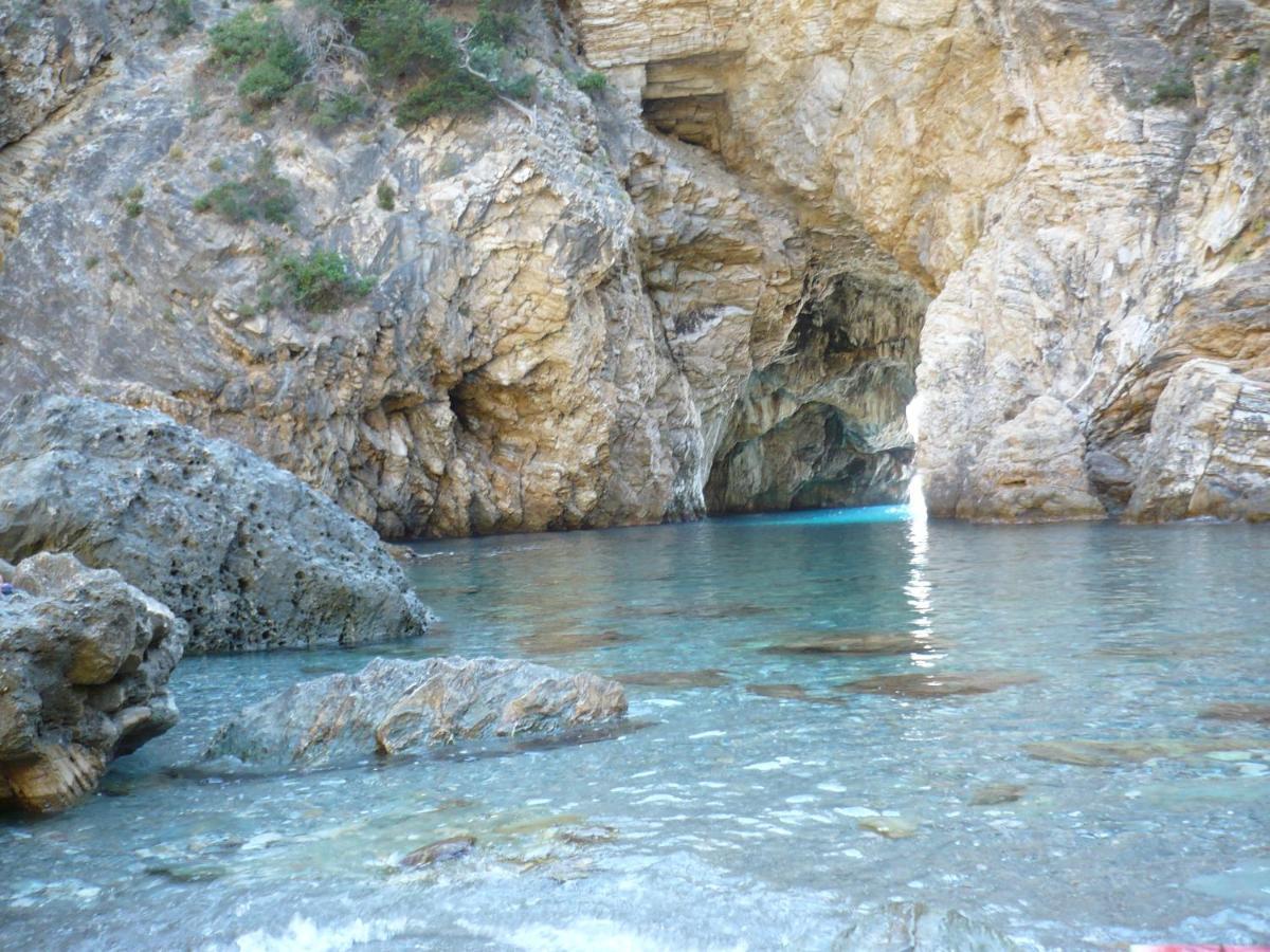 Zeytinada Pansiyon Ve Goezleme Guneykoy Buitenkant foto